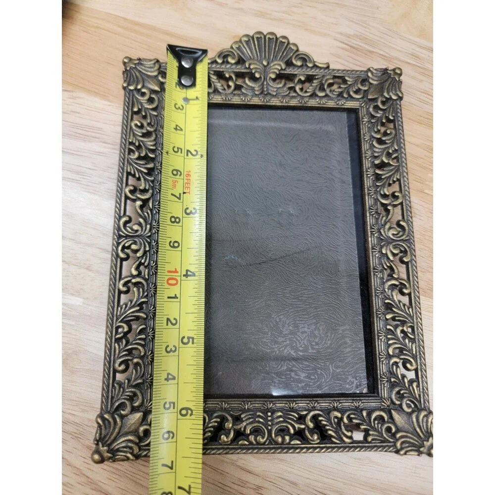 2 Beautiful Vintage Ornate Victorian Style Brass Picture Frames Black Felt Backs
